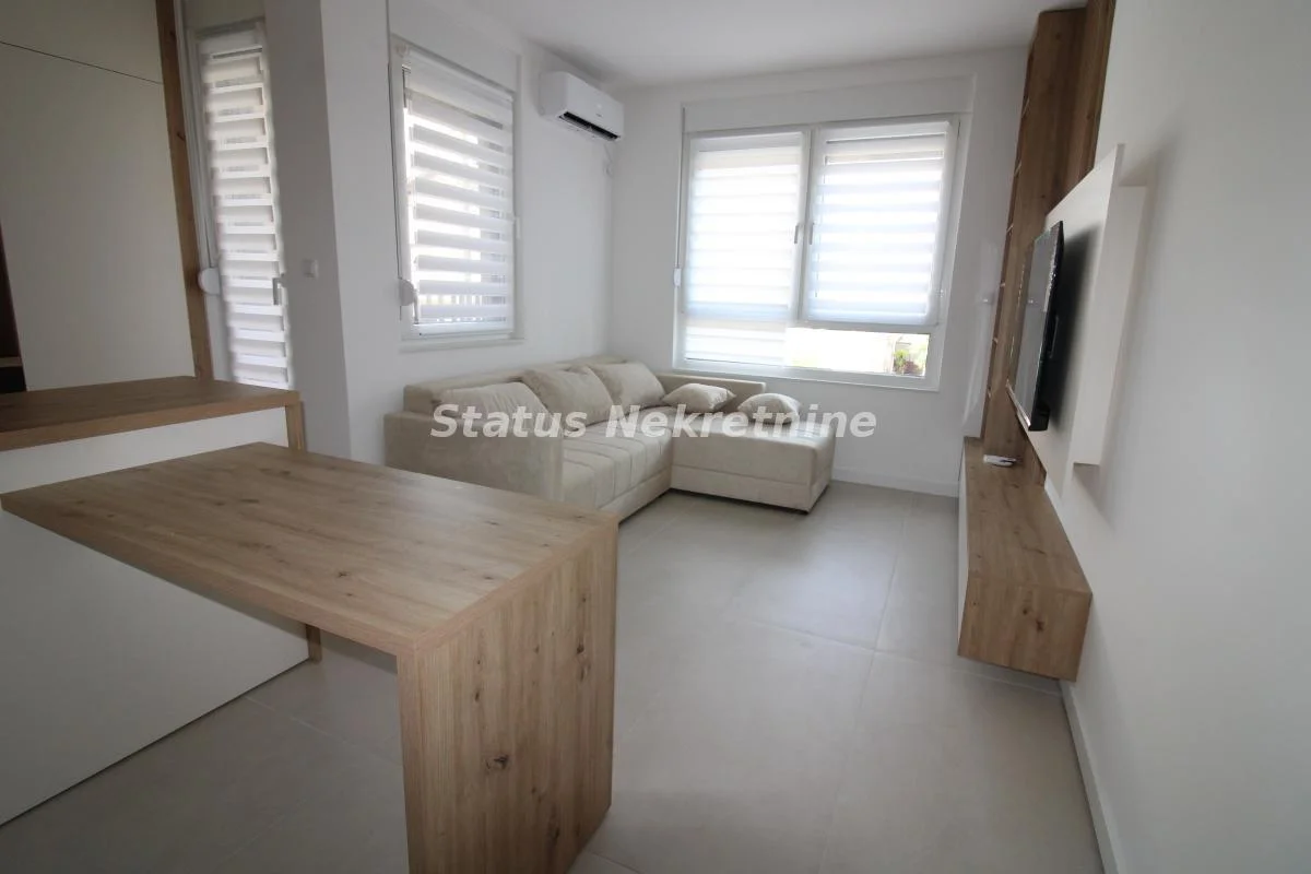 Jednoiposoban stan 39 m², Telep, Novi Sad, 1. sprat