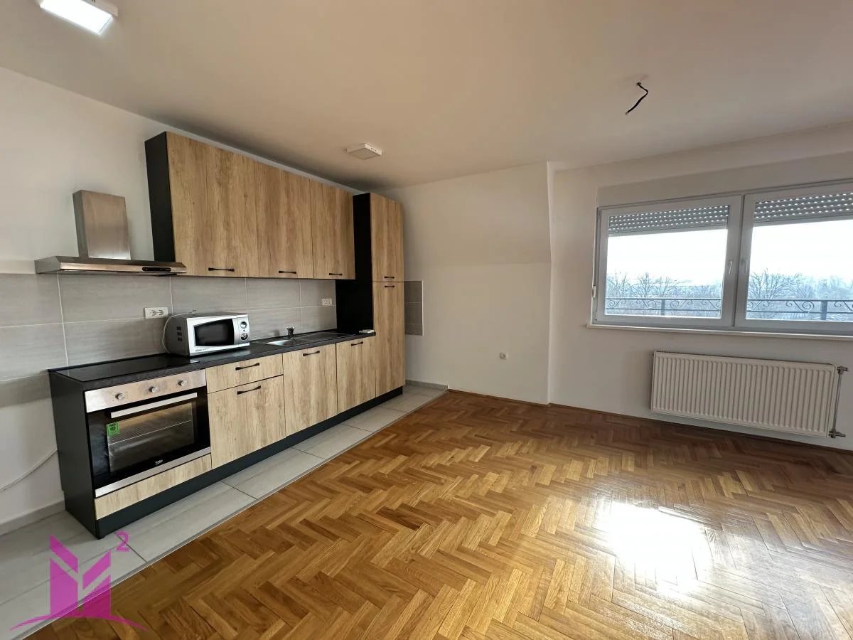 * Novi Sad - Telep * pet friendly