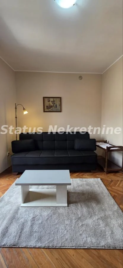 Podbara-Namešten Jednosoban stan 36 m2 na Prvom Spratu sa Terasom-Zakupnina 280 e-065/385 8880