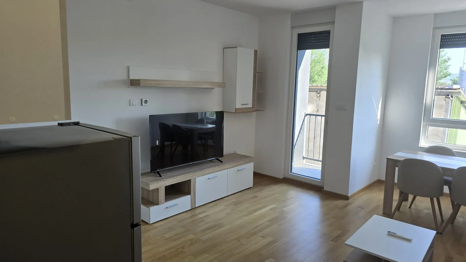 NOVI SAD. TELEP. GARSONJERA.(Svet nekretnine, Novi Sad, Reg. br. 405)