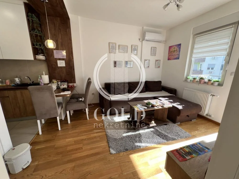 Na prodaju 1.5 stan:Novi Sad-Podbara, 33m2, 130000e ID#12679