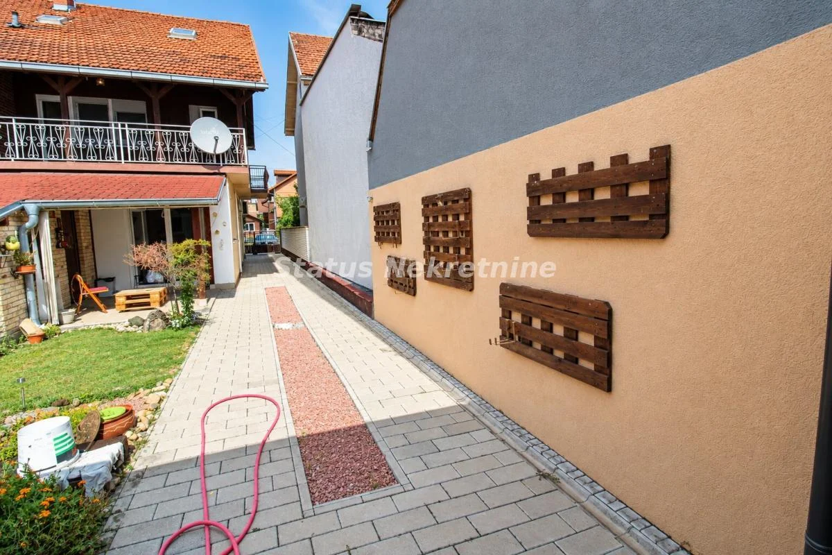 Kuća 122 m², Veternik, Novi Sad