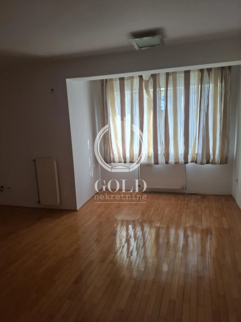 Prodaje se 0.5 stan:Novi Sad, Salajka, 34m2, 96000e ID#12768