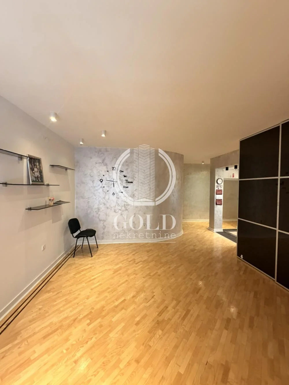 Prodaja-Dvosoban, Socijalno, Uknjižen- 46m2 ID#12865