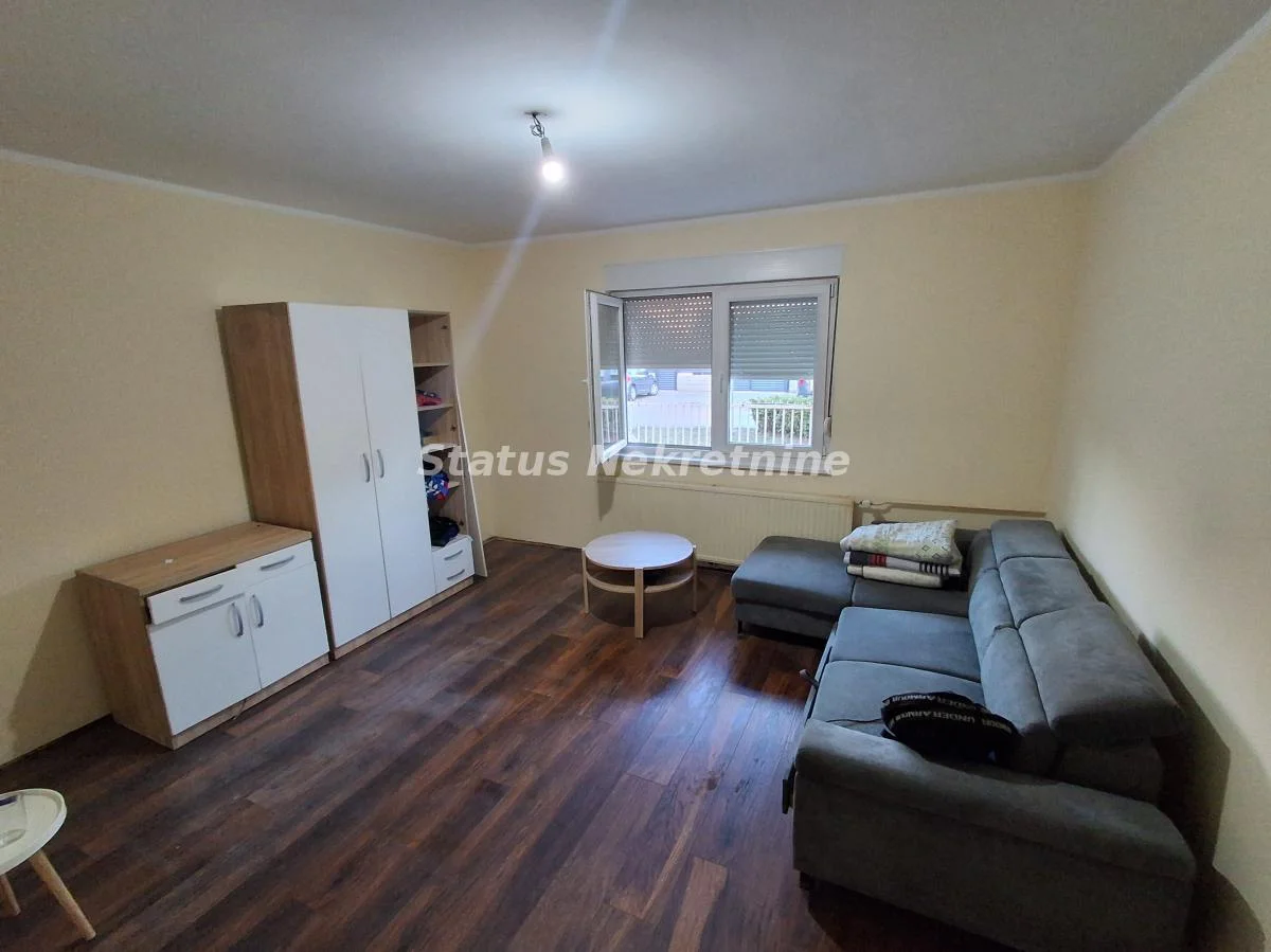 Rumenka - Porodična kuća 119 m2 u Mirnom kraju na Placu od 570 m2 - 065 385 8880