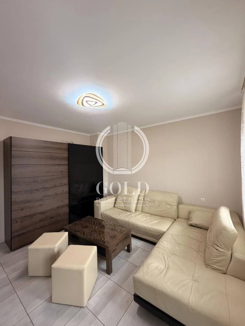 Izdavanje-Salajka, 750 eur sa računima, namešten ID#8911