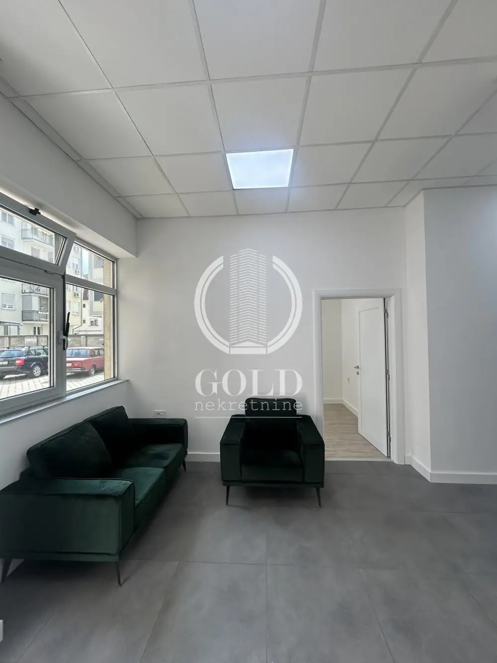 Commercial space for sale on Bulevar oslobođenja, Renovated-Kosančić Ivana ID#9362