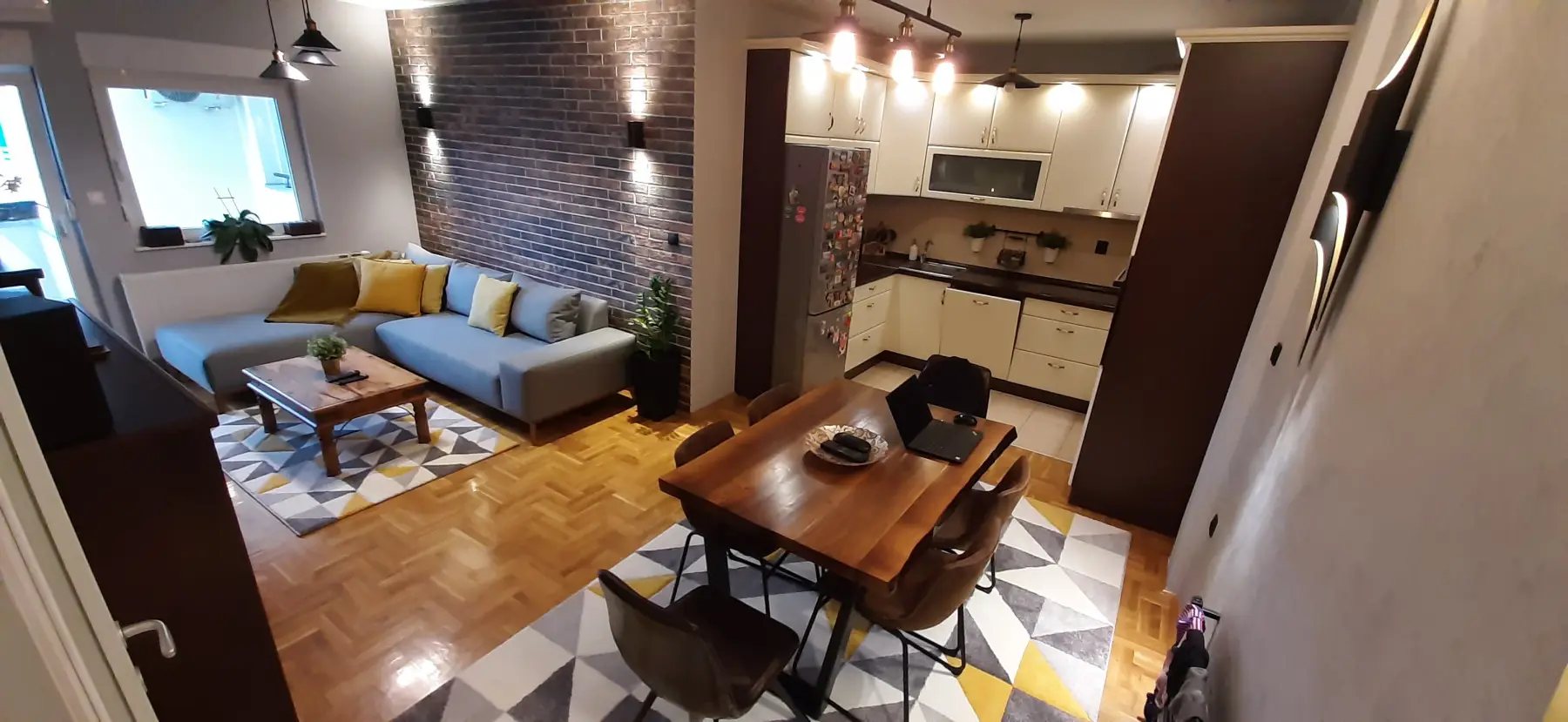 NOVI SAD. NOVA DETELINARA. TWO AND A HALF ROOM APARTMENT (Svet nekretnine, Novi Sad, Reg. no. 405)