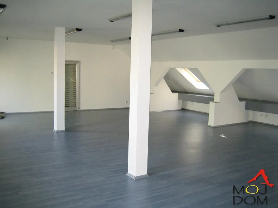 LUX commercial space for rent in the Center. The space is just a few minutes' walk from the very center of the city. The space has two floors, total area is 350m2. On the ground floor, there are 6 offices and a conference room. On the upper floor, there is a large