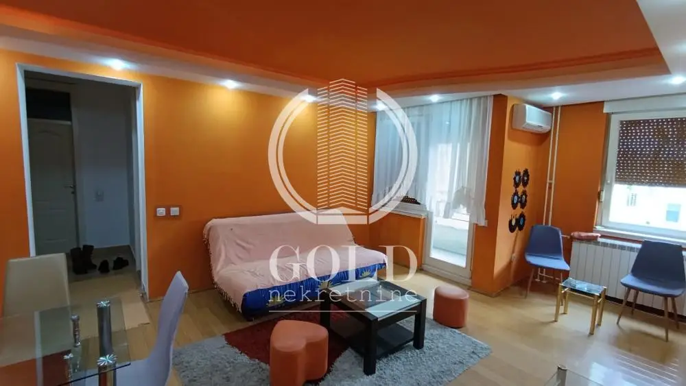 Apartment on offer 53m2, bulevar Oslobođenja ID#8205