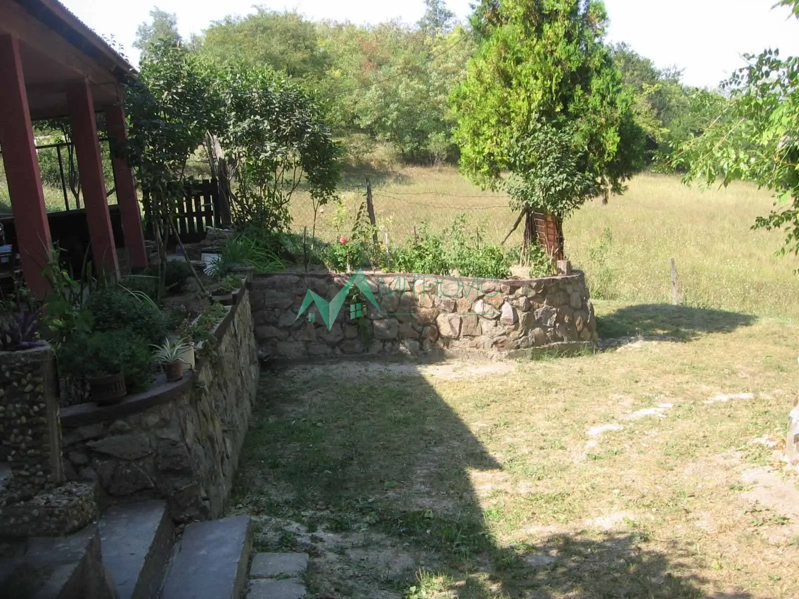 Sremska Kamenica - Popovica - House on a plot of 1,500 m2