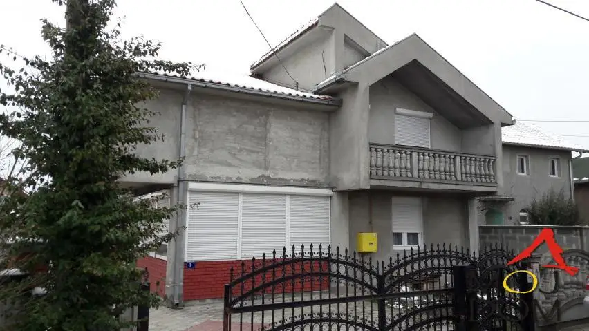 Real estate for sale, Veternik, six-room house. (Moj Dom real estate, Novi Sad, Reg. no. 174)