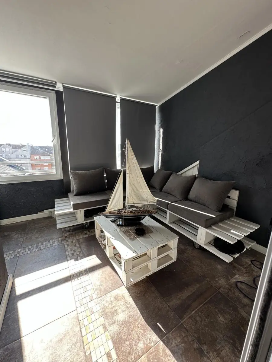 NOVI SAD.NOVA DETELINARA.THREE AND A HALF ROOM APARTMENT. (Svet nekretnine, Novi Sad, Reg. No. 405)