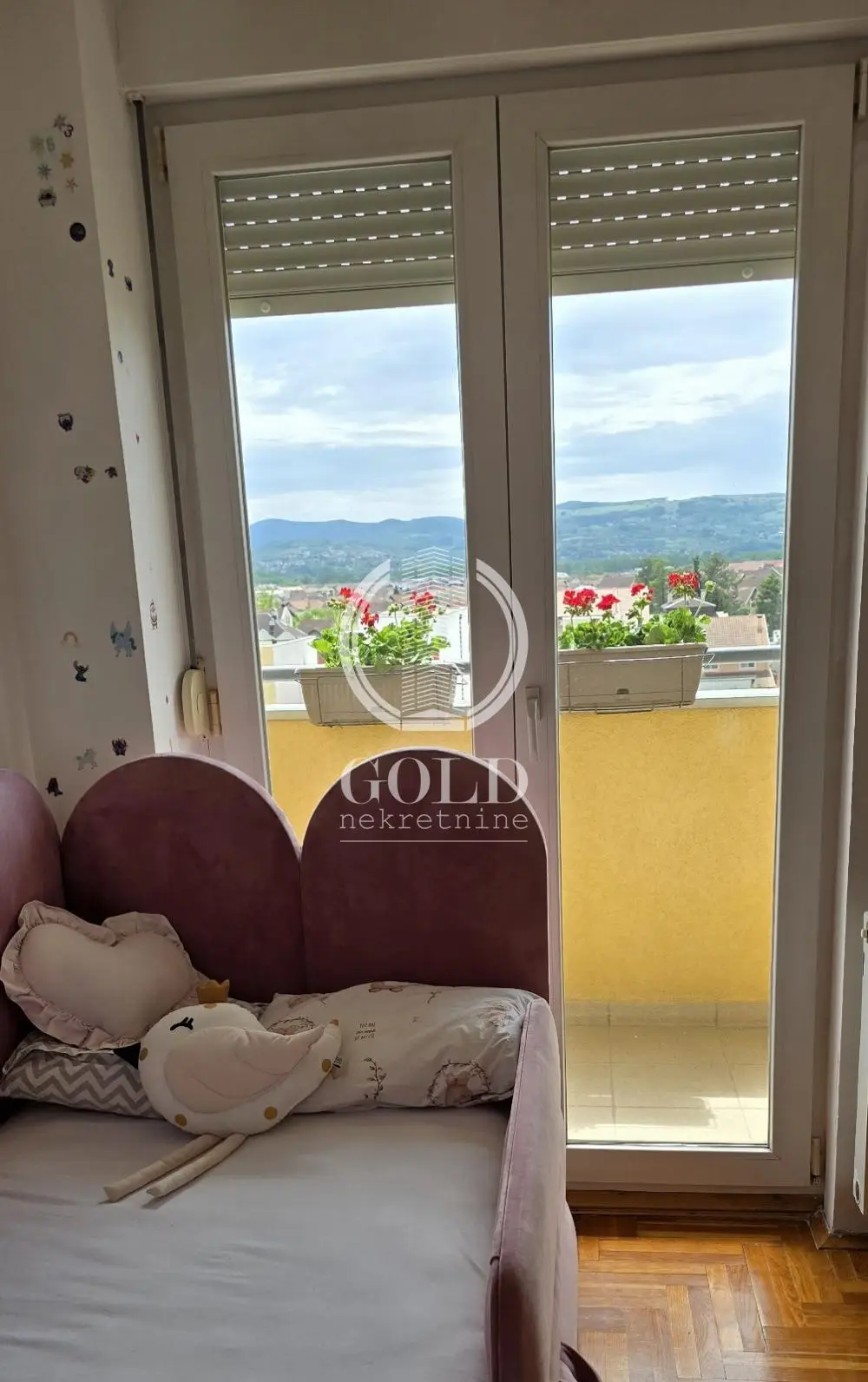 Two-and-a-half-bedroom apartment in Telep ID#10010