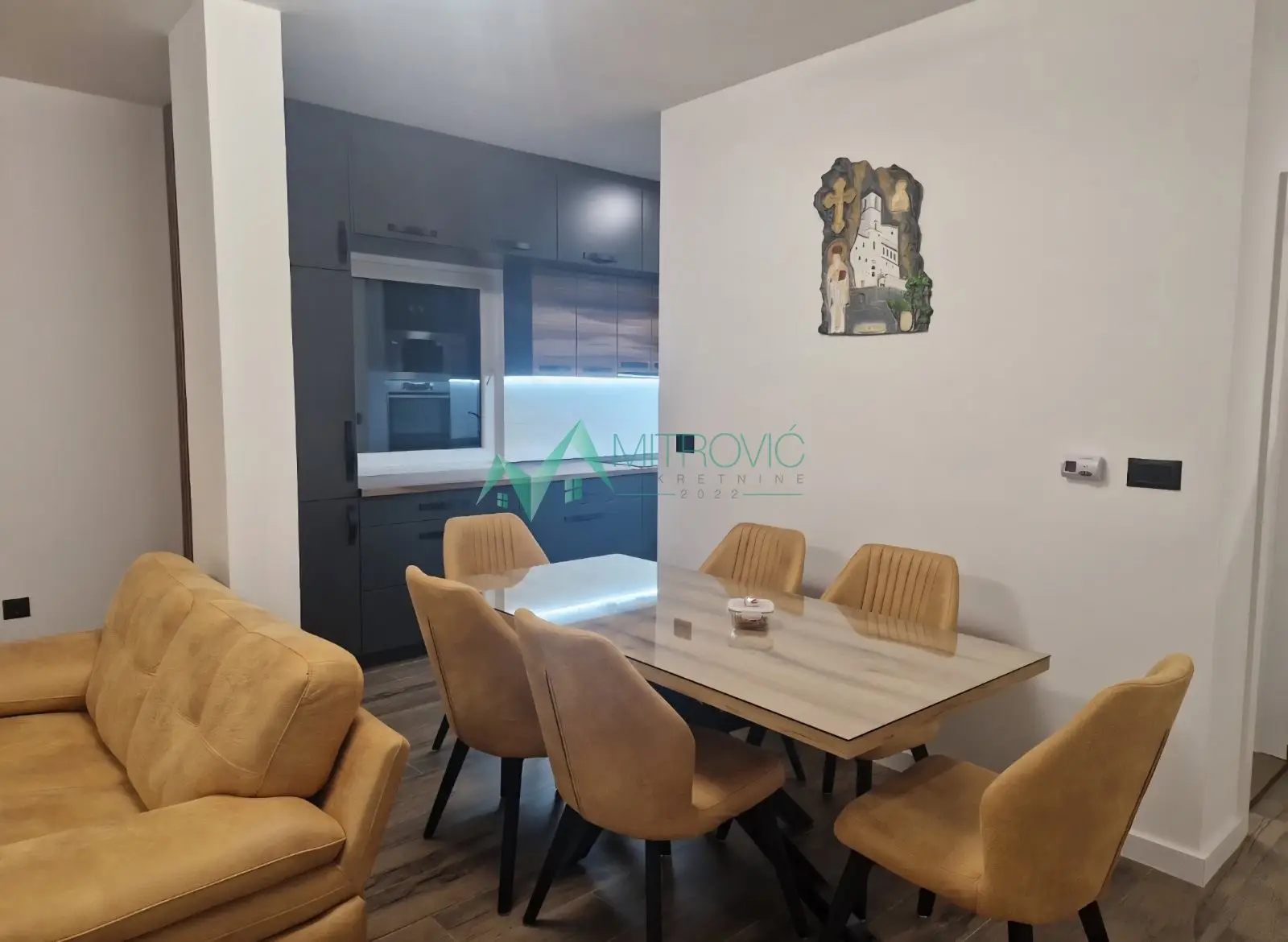 Fully furnished apartment with parking space included in the price!