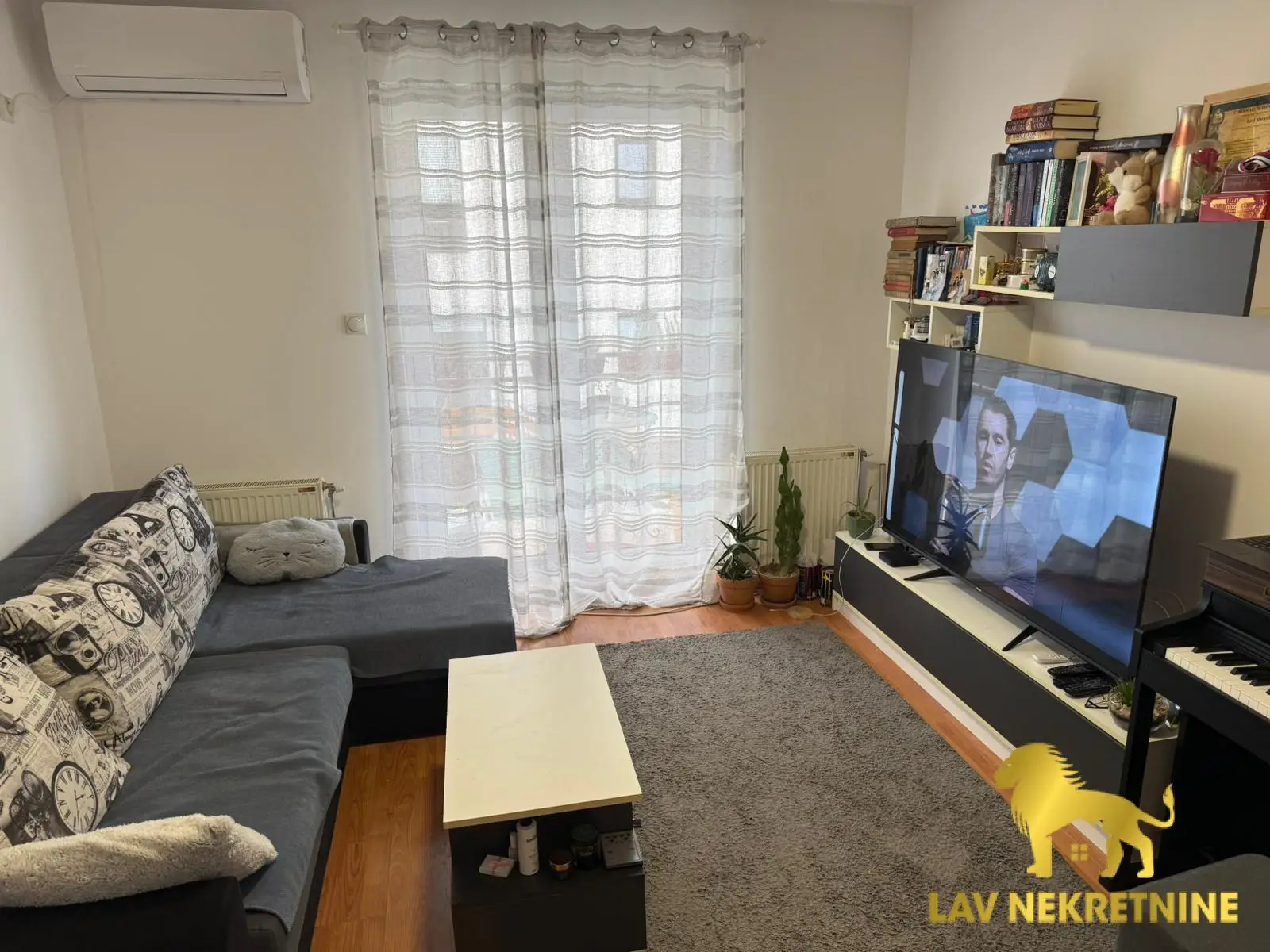 An apartment with an excellent layout for sale, located between Telep and Adice, Pavla Bakića. Functional apartment of 52m2, on the first