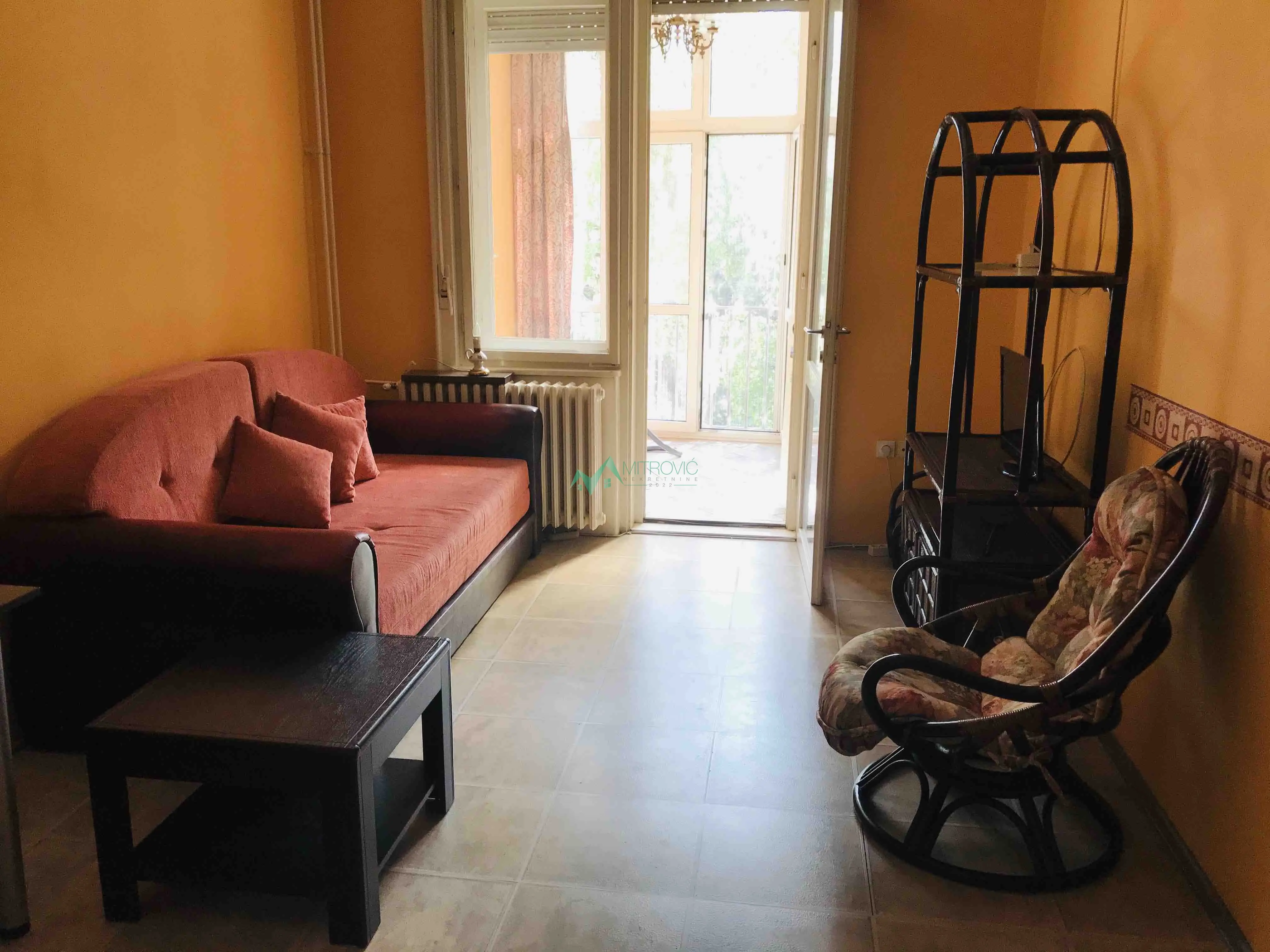 FANTASTIC ONE-ROOM SALON APARTMENT IN THE CENTER – QUAY – exceptional offer