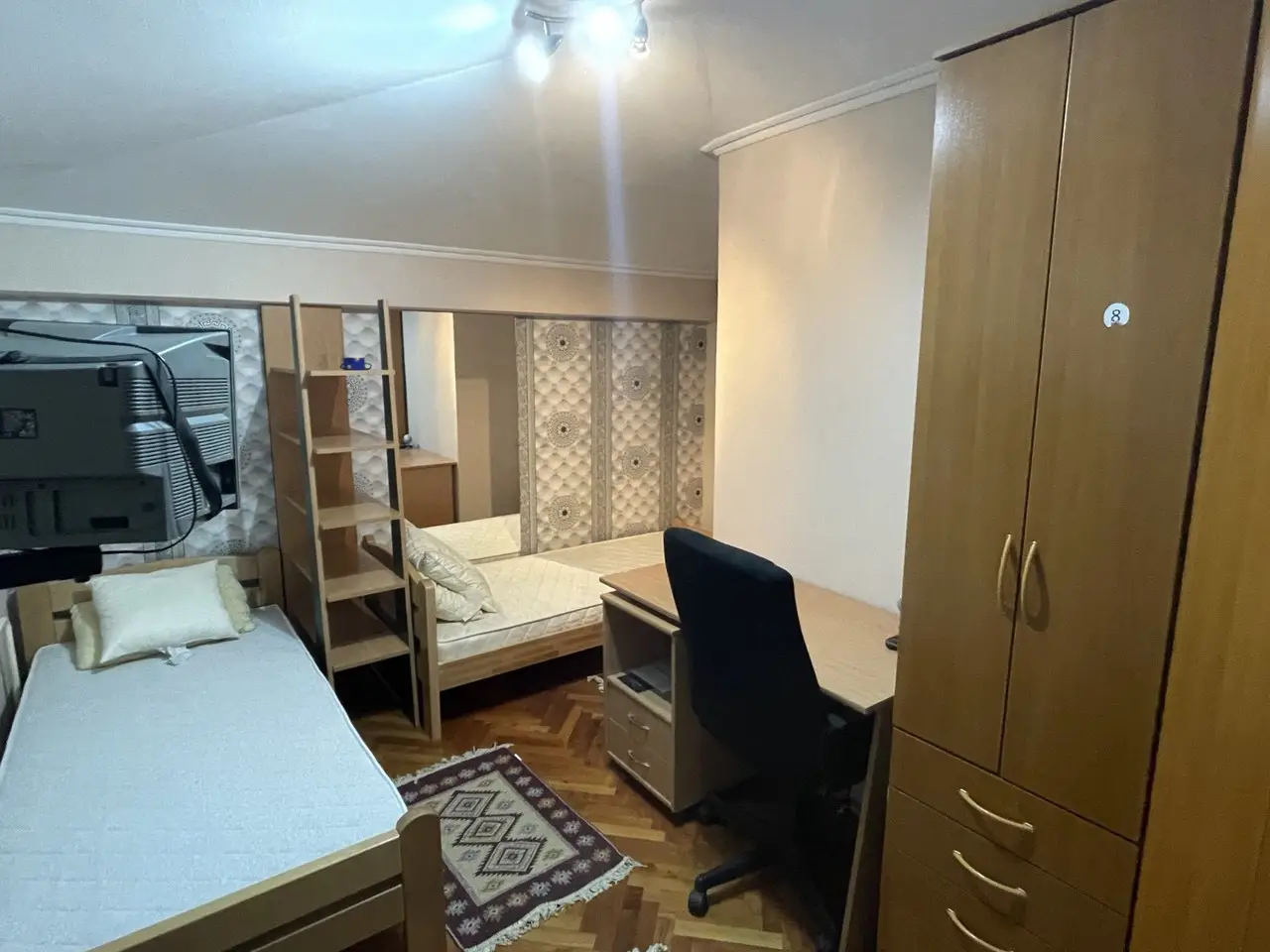 <p>Novi Sad-Aviaticarsko Naselje</p><p>Addition of a seventh floor in façaded brick buildings, Neimar construction. In only 33 k</p>