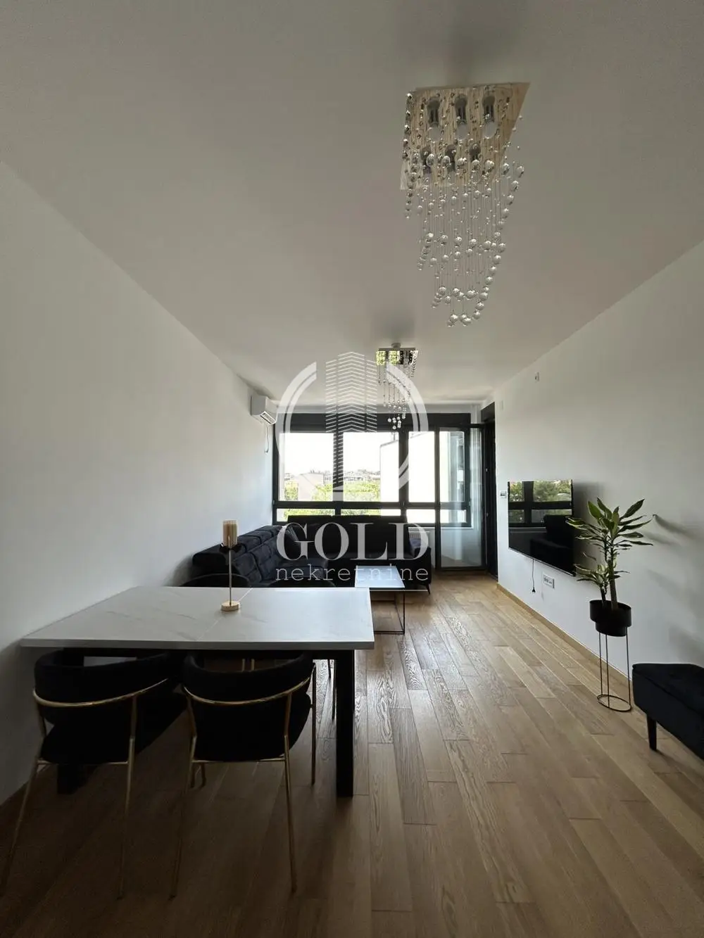 FOR RENT NEW FURNISHED -NEVER MOVED IN APARTMENT IN KISAČKA WITH GARAGE SPACE ID#7449