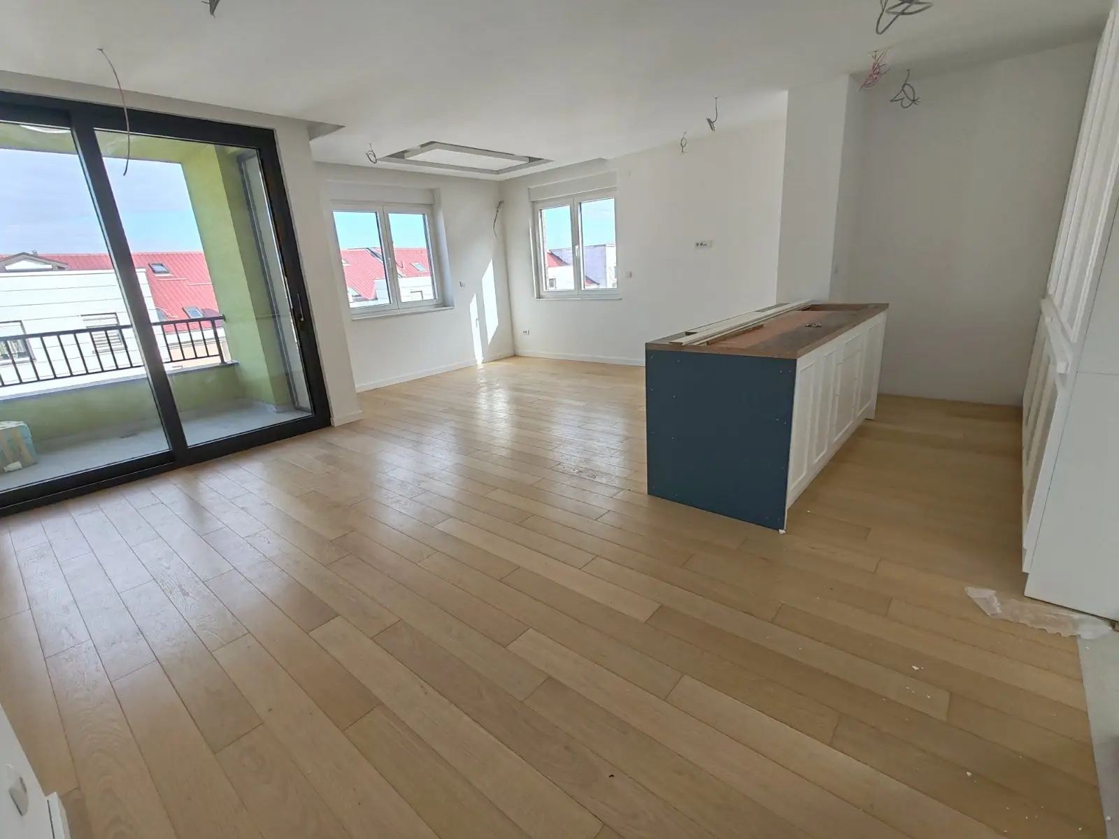 <p>Top luxurious Penthouse 4.0 apartment in a modern new complex at so-called Liman 5. In immediate vicinity of Liman and the residen