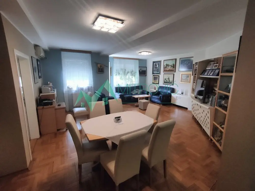 Sale of a beautiful four-room apartment in Grbavica! 112m2. Registered!