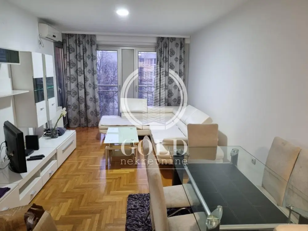 RENT Apartment 2.0: NOVI SAD-Novi Sad-Banatić, Bulevar Kralja Petra I ID#8679