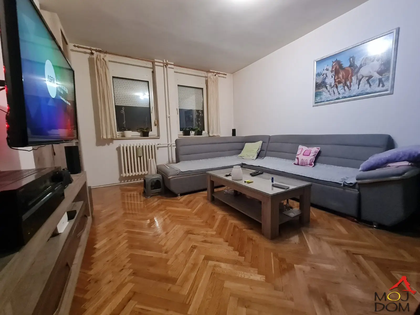 For sale – spacious three-room apartment in Novo Naselje, actual area 78.56 m²

A comfortable three-room apartment is for sale on the third floor of a quality building made of facade brick, in one of the most sought-after and well-organized neighborhoods of Novi Sad.