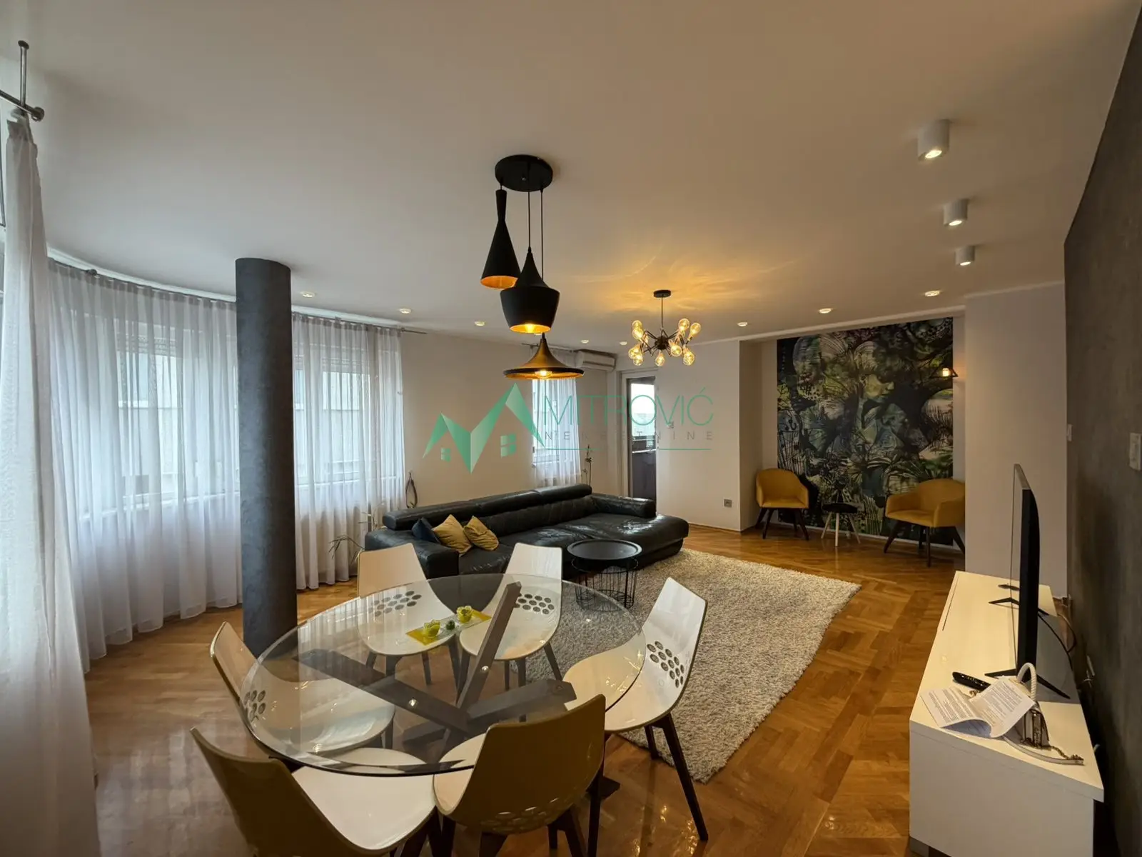 Danila Kiša, duplex, 161m2.
