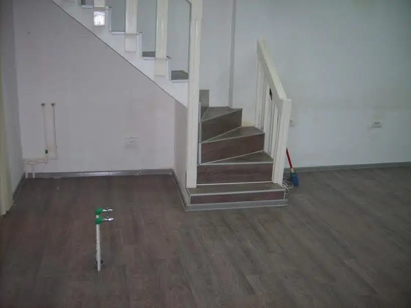 Two connected premises in Dunavska street passage, function as one and are being sold as such. (Bomil real estate, Novi Sa