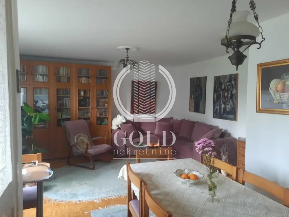 TWO-AND-A-HALF-ROOM APARTMENT FOR RENT- LIMAN 3 ID#10220