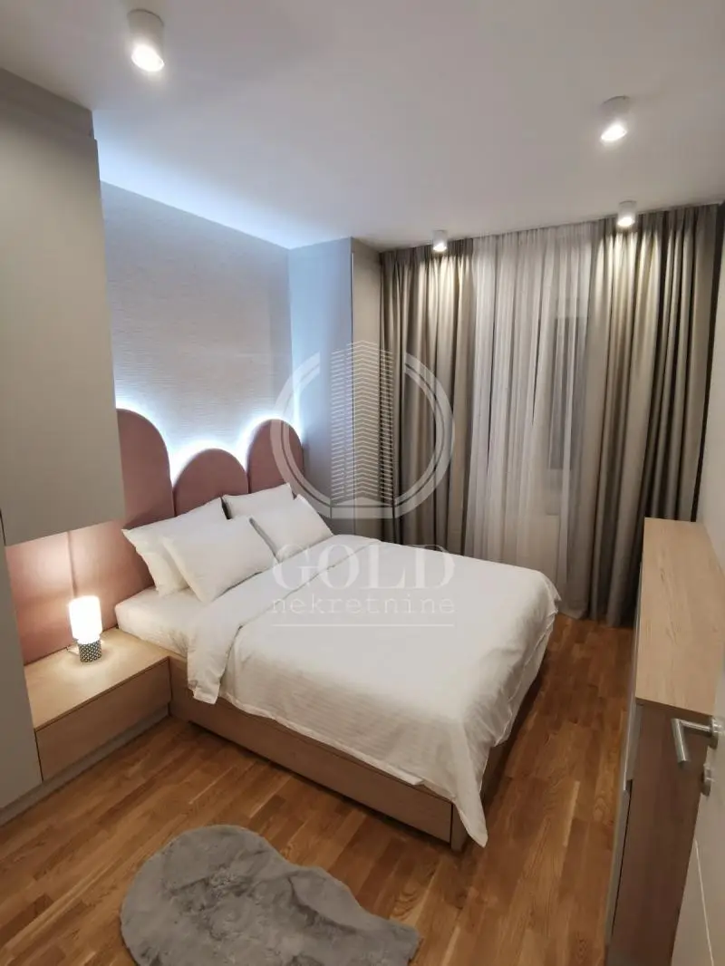 Nov lux stan u prestižnoj zgradi na naj atraktivnijoj lokaciji. ID#4645