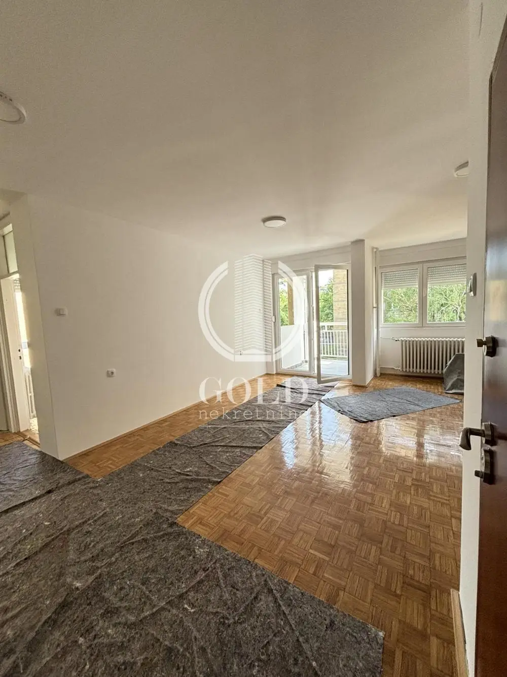 Two-room Grbavica ID#7236