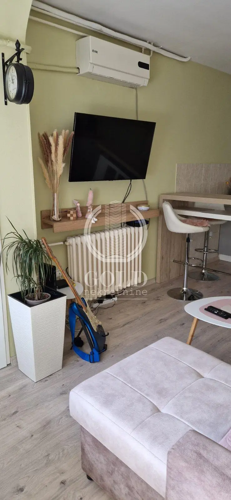 RENT Apartment 3.0: Novi Sad-Rotkvarija, Dostojevskog, 43.00m2, ID#6182