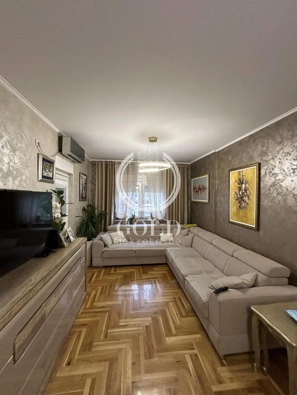 Stan 70m² — Detelinara, Novi Sad