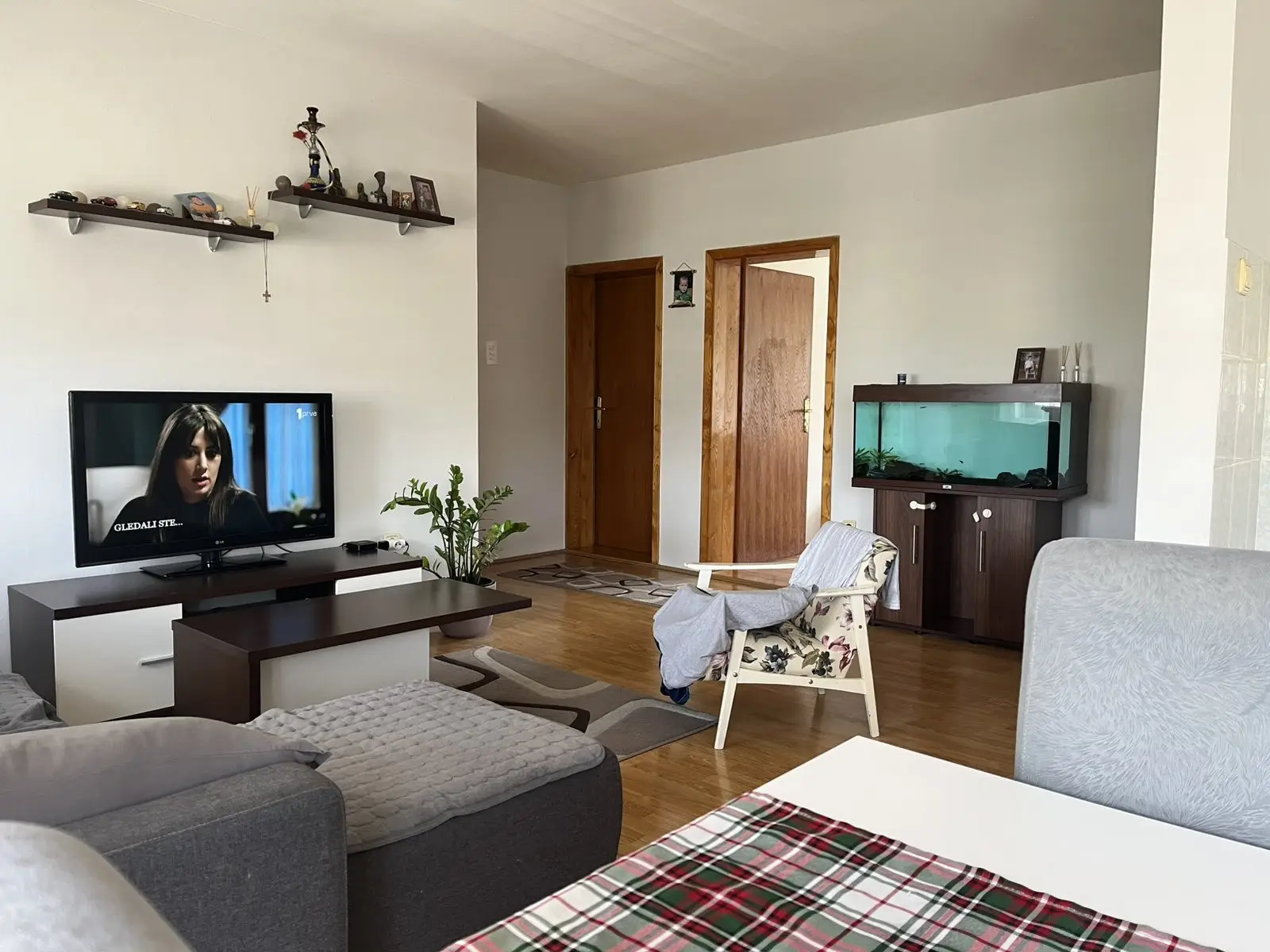 Novi Sad, near the Railway Station, in a nice urban area surrounded by greenery, a comfortable