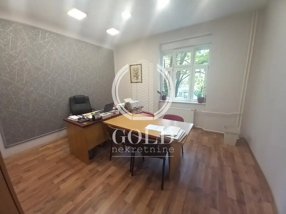 RENT Commercial space: NOVI SAD-Stari Grad-Spens, Maksima Gorkog, 76m2 ID#8097