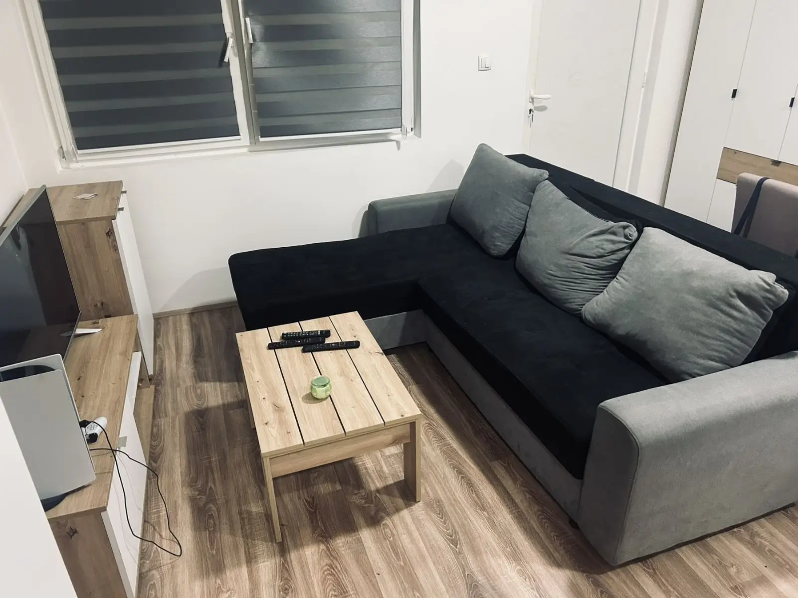 <p>New, registered as garage, ideal for renting (currently rented - possibility to extend the lease to the same tenant)</p>