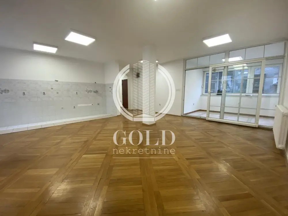 FOR SALE Apartment 4.0: NOVI SAD - Center, 96m2, €247,200 ID#8524