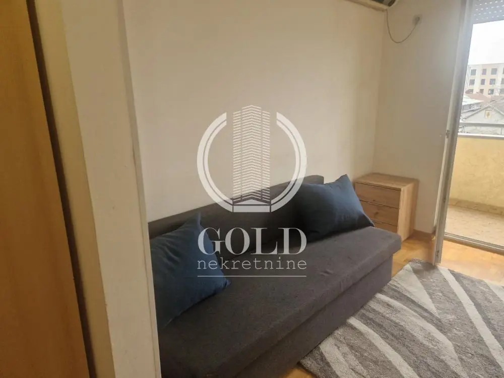 We rent out a studio, Bulevar Patrijarha Pavla, 260e, IMMEDIATE MOVE-IN! ID#11630