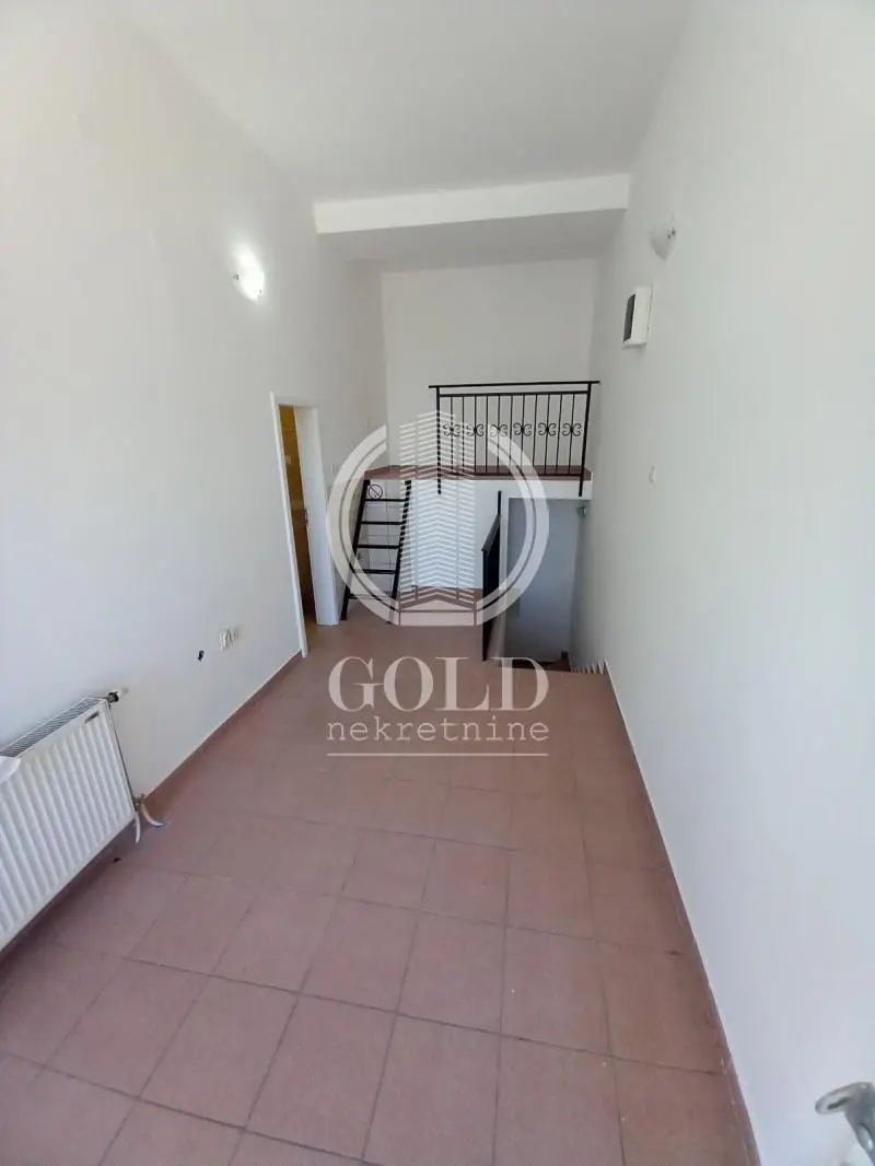Commercial Space 46m2 Bulevar Patrijarha Pavla 280 ID#5880