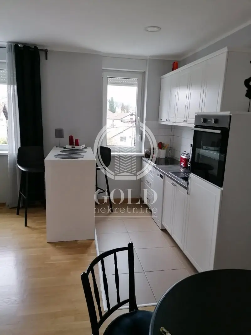 FOR SALE: One and a half room apartment 50m2, Sremska Kamenica ID#5842
