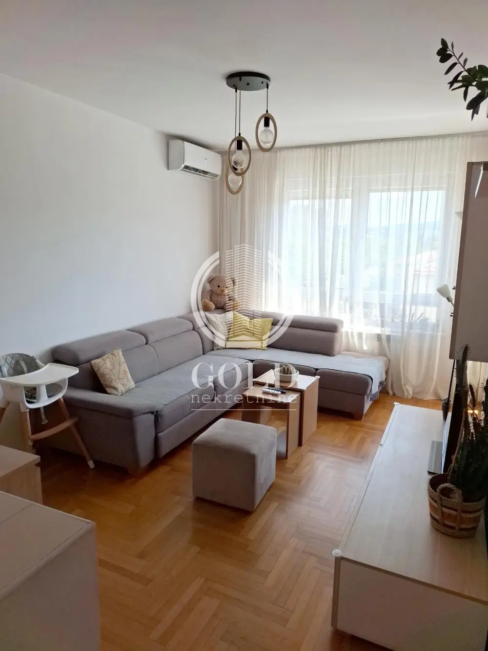 Stan 52m² — Grbavica, Novi Sad