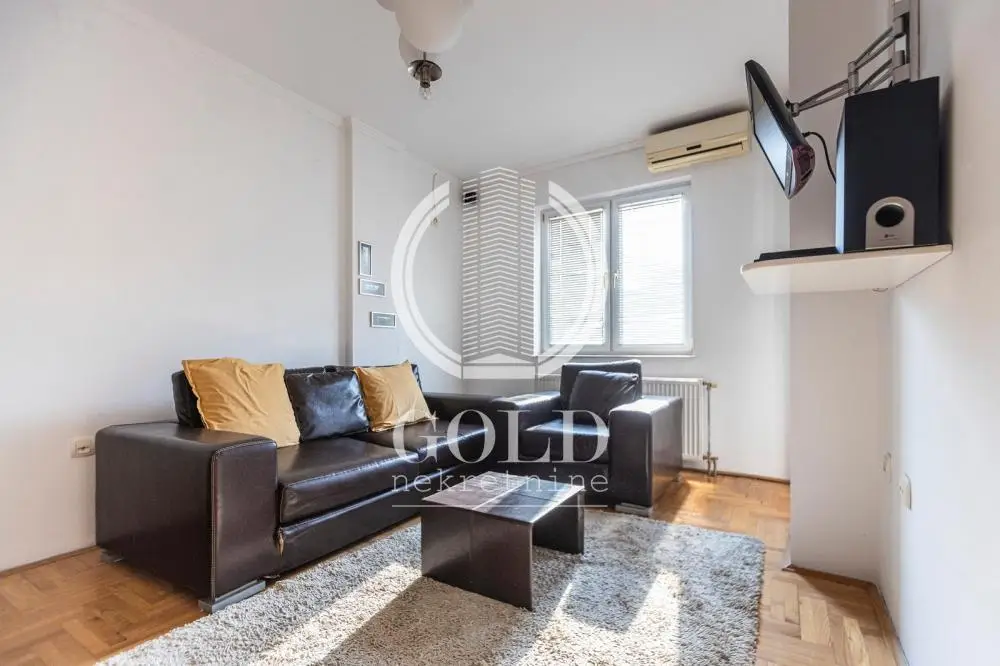 We rent 1.5-room apartment in Podbara, Novi Sad, 350e ID#8049