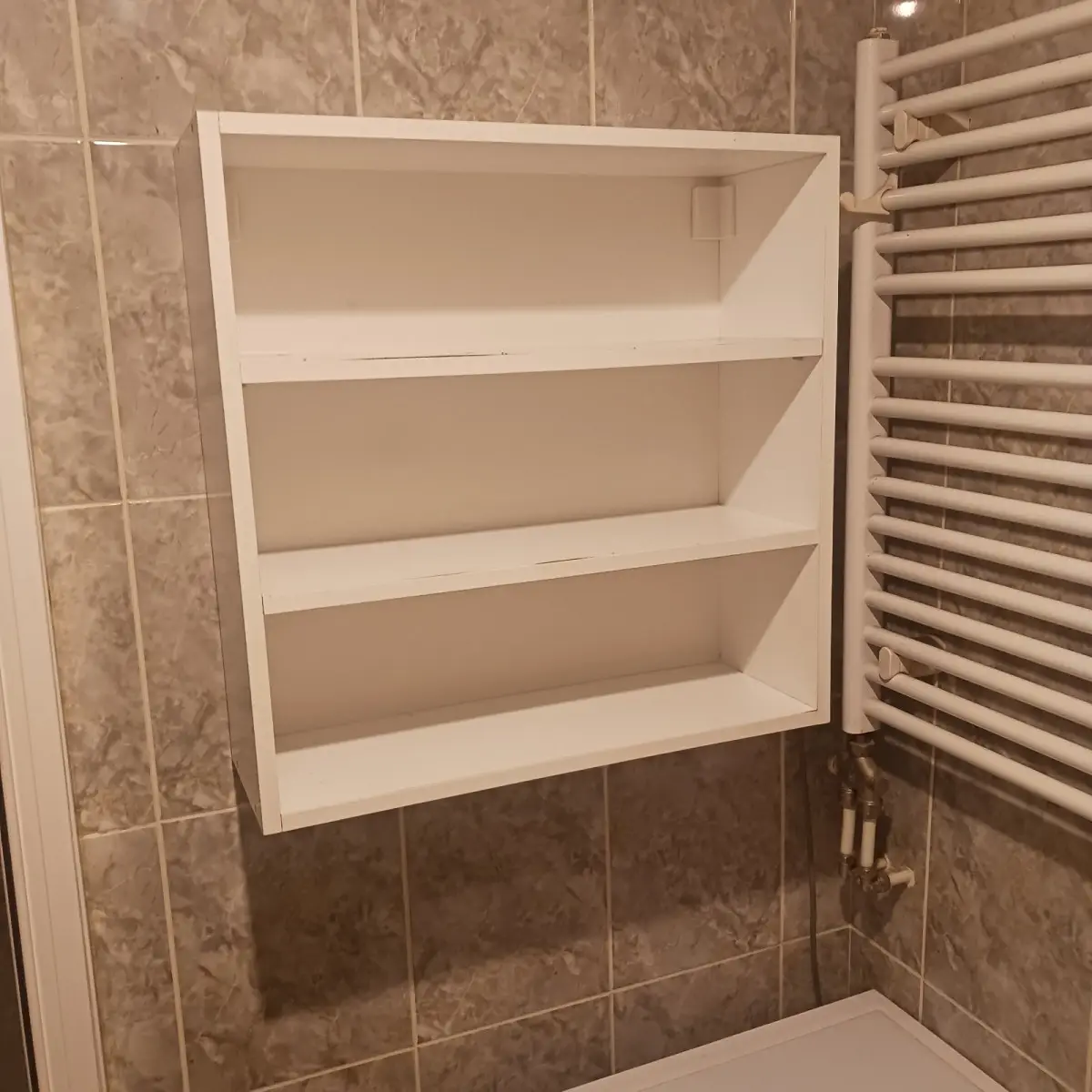 (Bomil real estate, Novi Sad, Reg. no. 251)