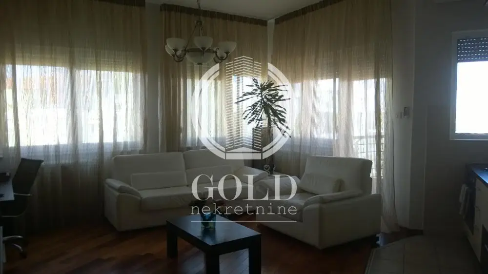Apartment for sale- Bulevar Evrope, Novi Sad ID#9678