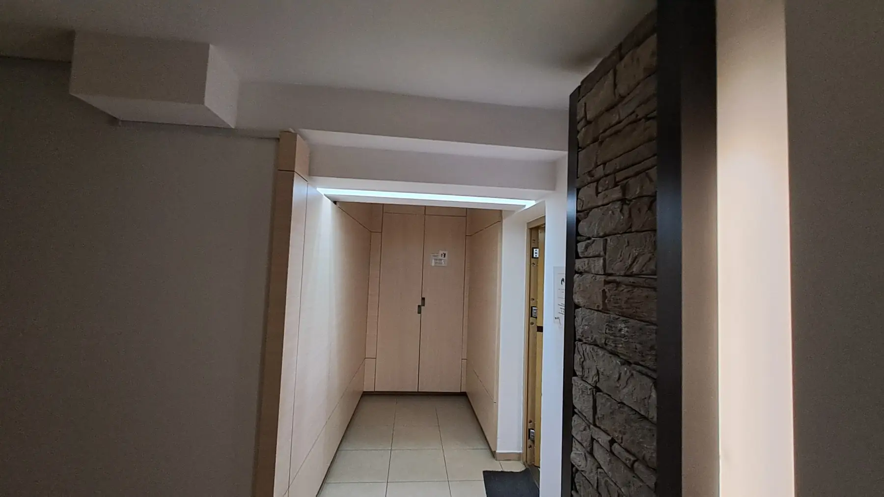 Novi Sad, Podbara, Patrijarha Čarnojevića Street, excellent basement space of 73m2. The space consists of three rooms