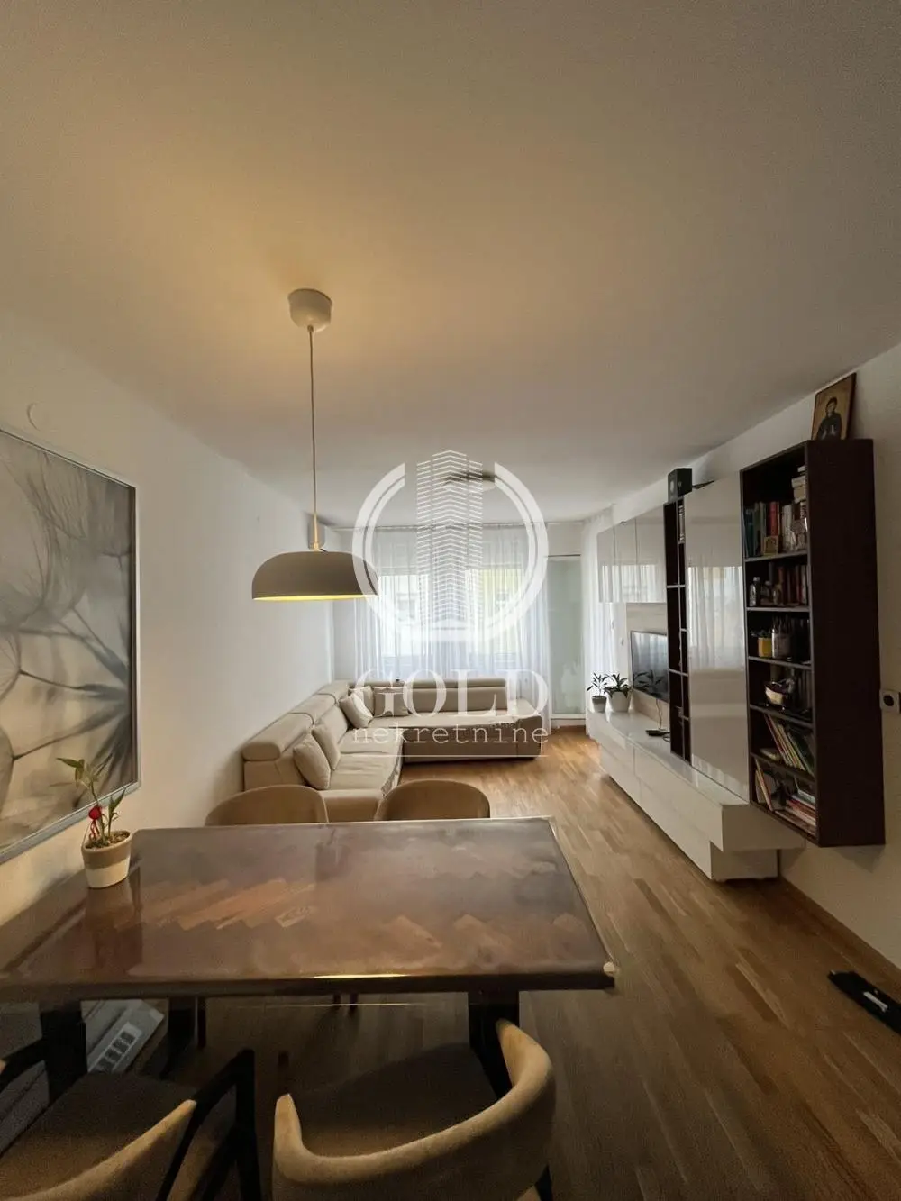 Excellent, two-and-a-half-room apartment in Kraljev Park! ID#7697