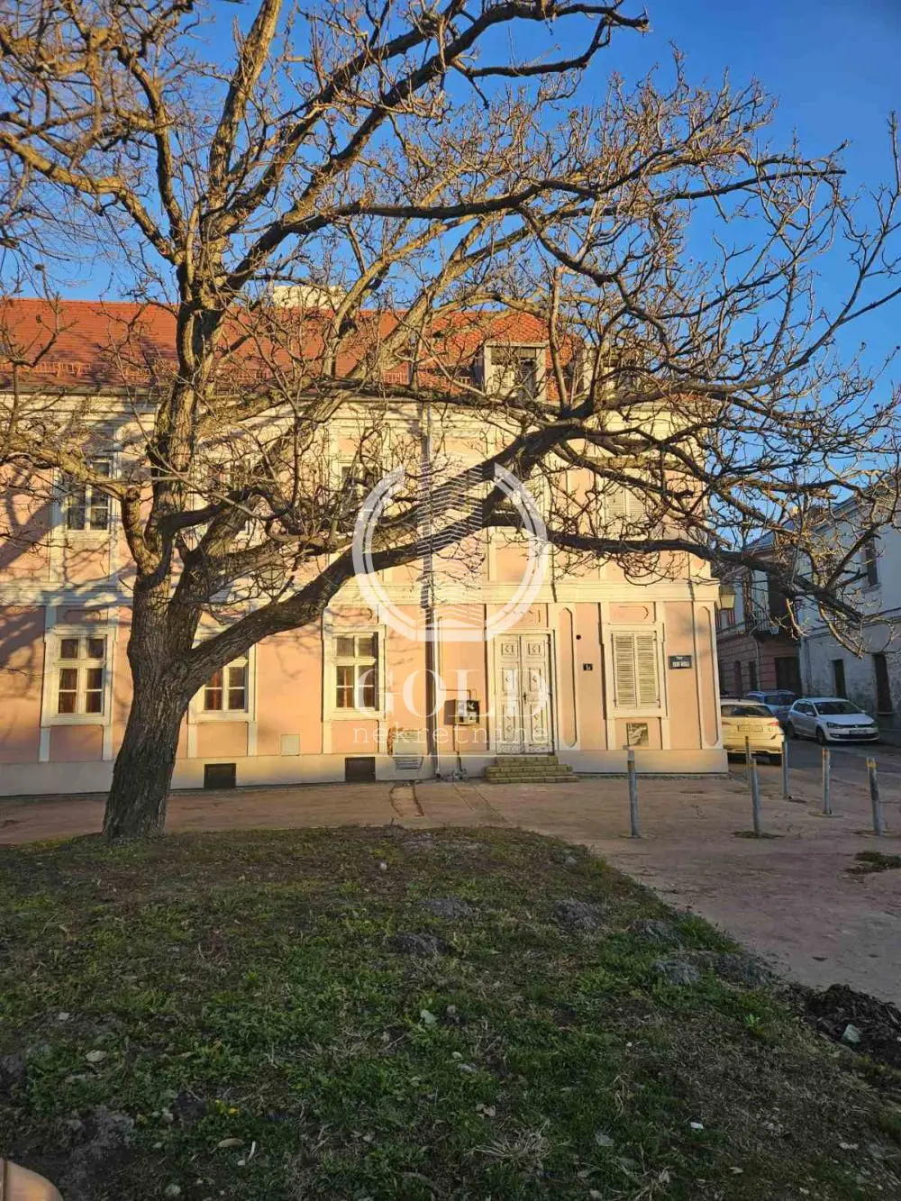 Poslovno-stambeni objekat- Podgrađe Petrovaradinske tvrđave ID#11115