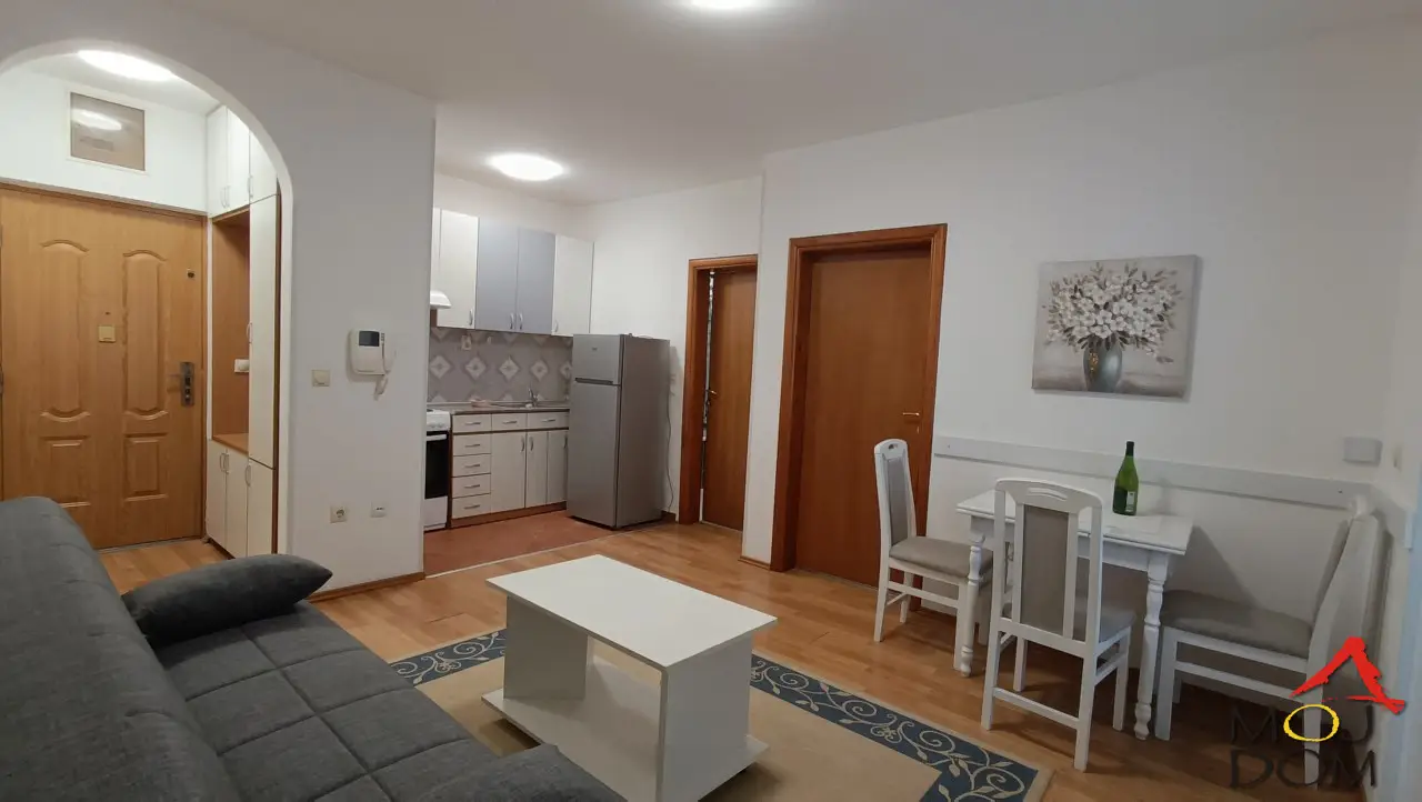 Stan 46m² — Sajmište, Novi Sad