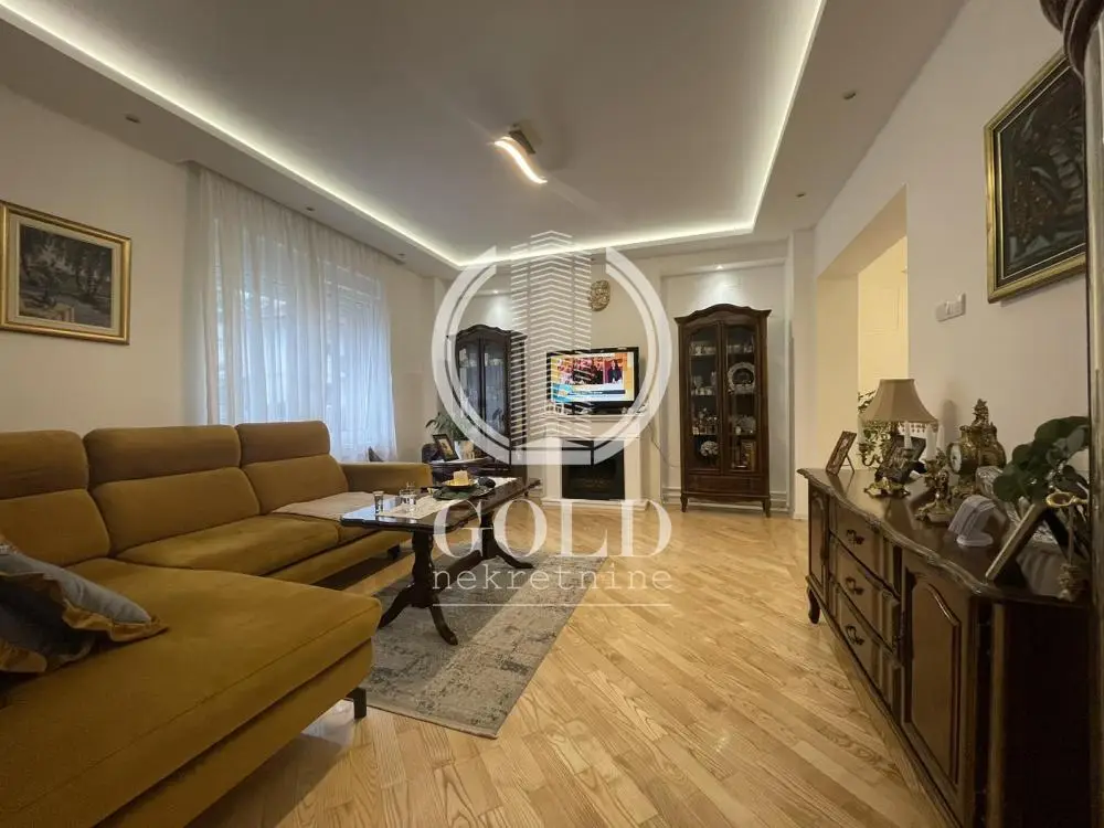 Трёхкомнатная квартира Телеп, 79 м², двор 120 м², парковка и кладовая 30 м². Зарегистрирована ID#10348